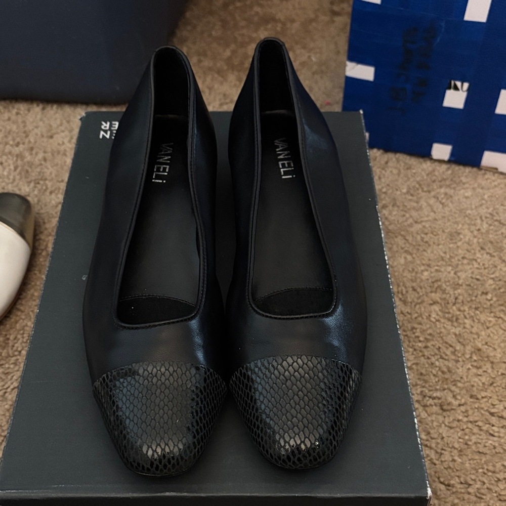 Vaneli Black Textured Toe Heels
